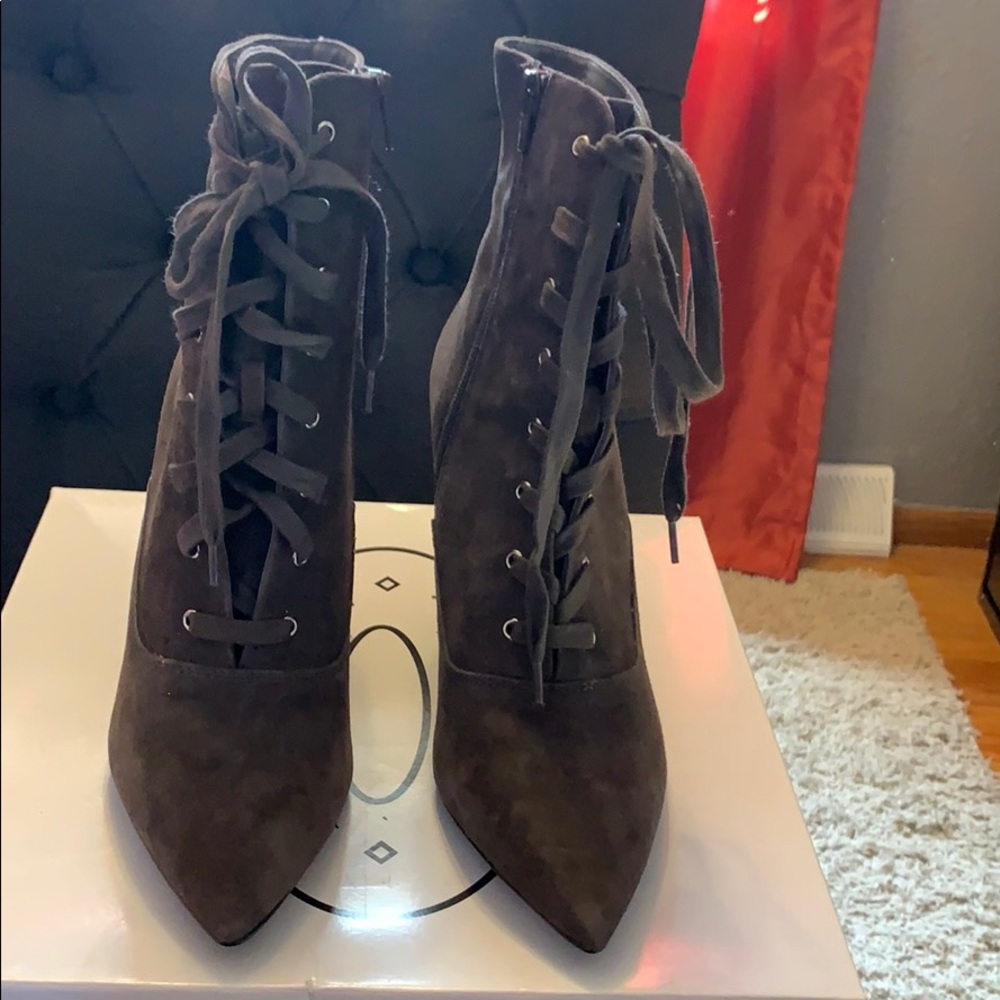 Steve Madden Jinx Suede Lace Up Bootie